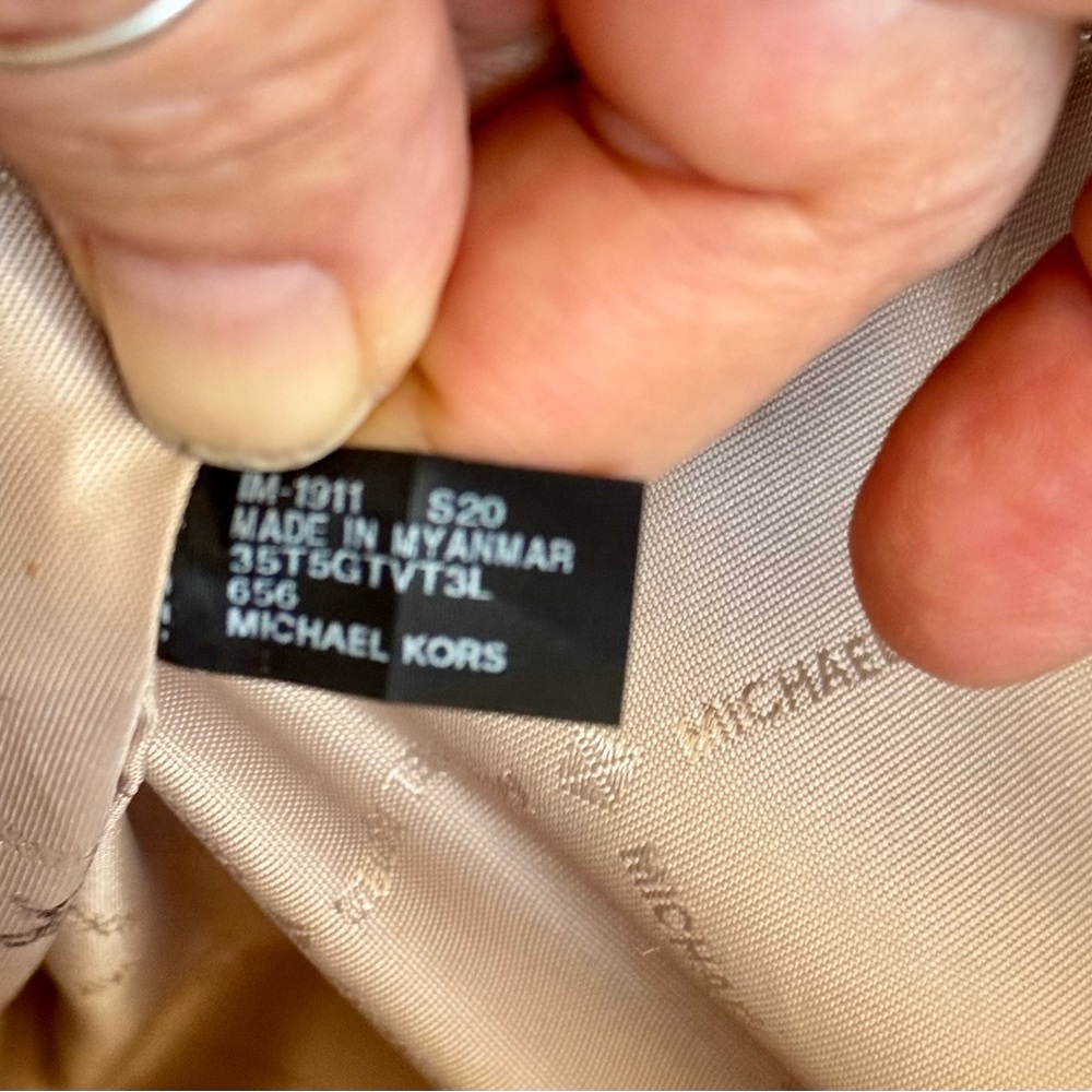 Michael Kors Jet Set Chain Tote – Blush Pink Saffiano Leather – Like New - Picture 10 of 11